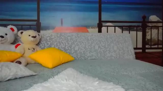 Image 4 of karina_sweet__ Stream on Chaturbate on 26 months ago