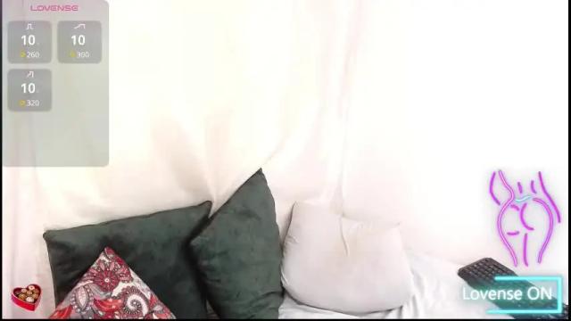 Image 8 of karina_taylor Stream on Chaturbate on 1 month ago