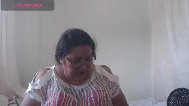 Image 11 of karina_turbay Stream on Chaturbate on 4 days ago