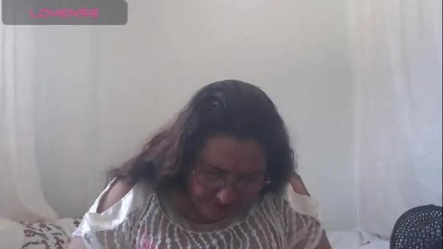 Image 3 of karina_turbay Stream on Chaturbate on 4 days ago