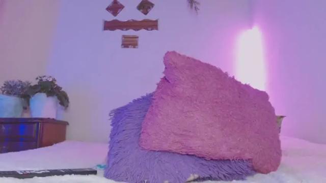 Image 3 of karinaa_deamon2 Stream on Chaturbate on 15 months ago