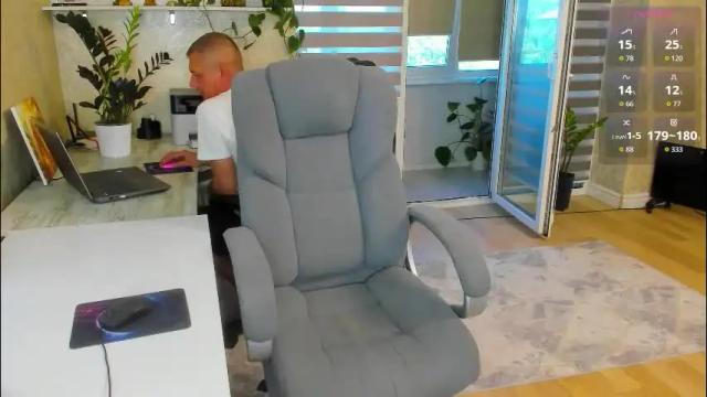 Image 3 of karinadeniss Stream on Chaturbate on 1 month ago