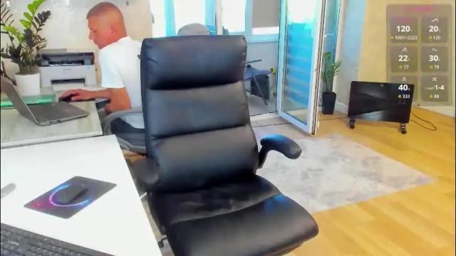 Image 8 of karinadeniss Stream on Chaturbate on 28 days ago