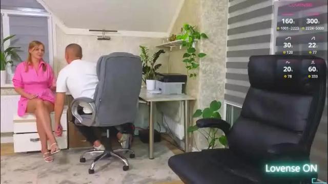 Image 6 of karinadeniss Stream on Chaturbate on 1 month ago