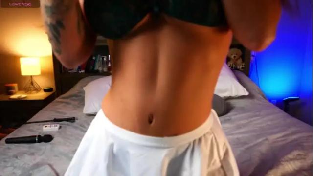 Image 11 of karinafoxkink Stream on Chaturbate on 1 month ago