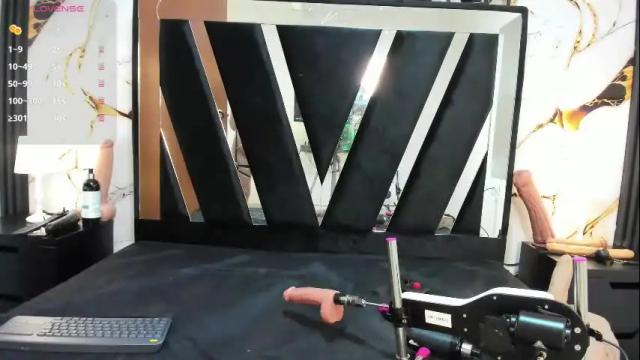 Image 12 of karinasimonz Stream on Chaturbate on 23 days ago