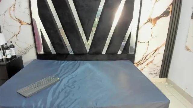 Image 3 of karinasimonz Stream on Chaturbate on 2 months ago