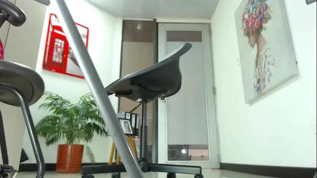 Thumbnail 1, karinbellee's Stream at Chaturbate, 1 month ago