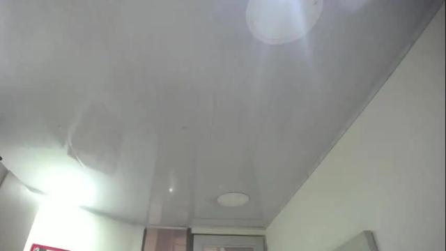 Image 3 of karinbellee Stream on Chaturbate on 23 days ago