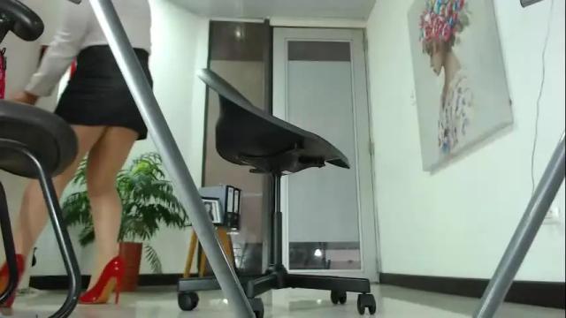 Image 10 of karinbellee Stream on Chaturbate on 15 days ago
