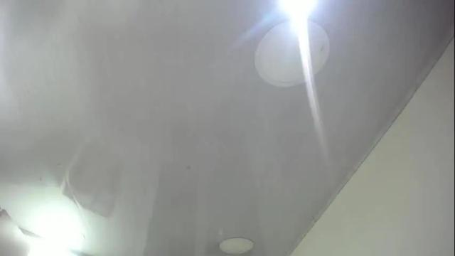 Image 2 of karinbellee Stream on Chaturbate on 15 days ago