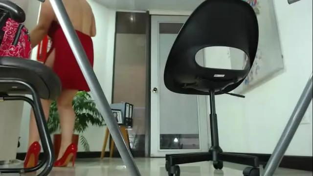 Image 6 of karinbellee Stream on Chaturbate on 15 days ago
