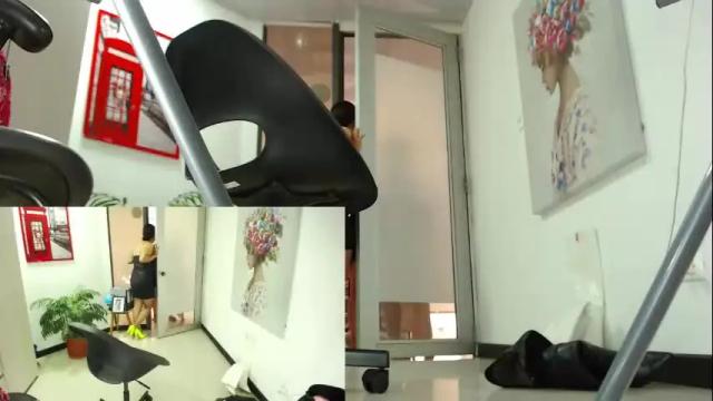 Image 2 of karinbellee Stream on Chaturbate on 10 days ago