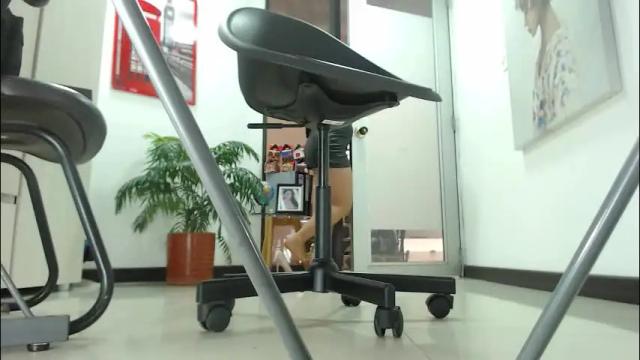 Image 10 of karinbellee Stream on Chaturbate on 1 month ago