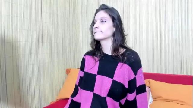Image 10 of karinesquirt Stream on Chaturbate on 19 months ago