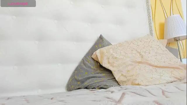 Thumbnail 2, karissia_'s Stream at Chaturbate, 1 month ago