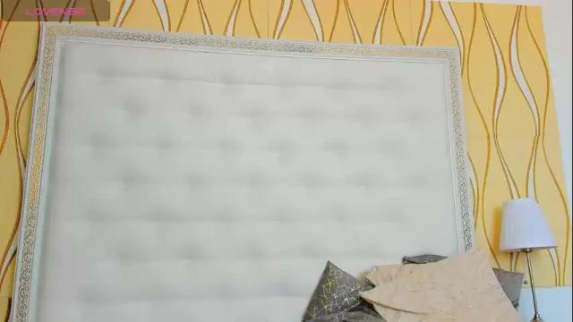 Image 7 of karissia_ Stream on Chaturbate on 1 month ago