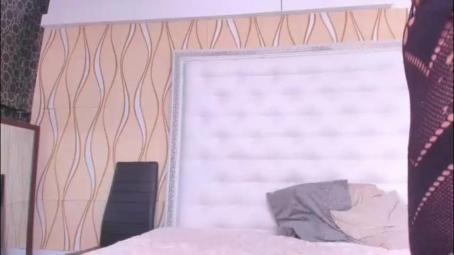 Image 4 of karissia_ Stream on Chaturbate on 1 month ago