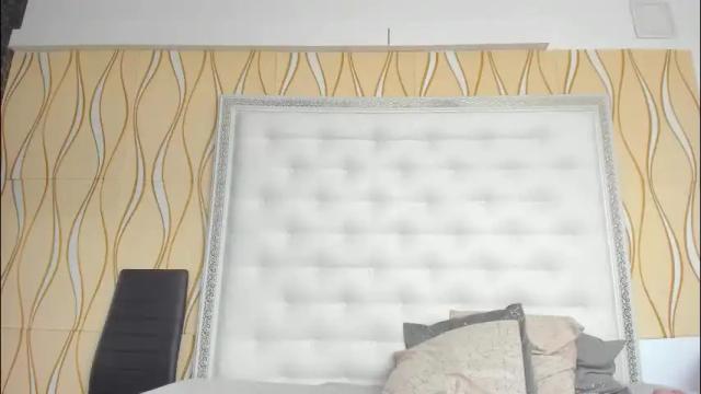 Image 12 of karissia_ Stream on Chaturbate on 1 month ago