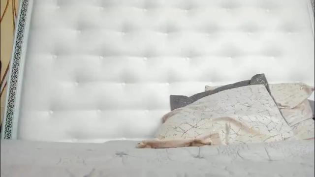 Image 8 of karissia_ Stream on Chaturbate on 1 month ago