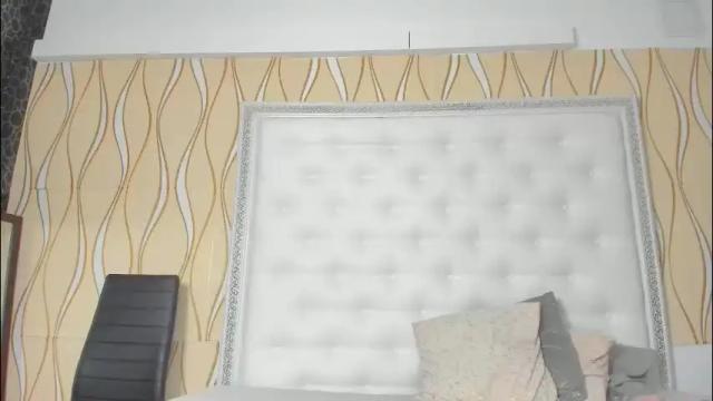 Image 7 of karissia_ Stream on Chaturbate on 1 month ago