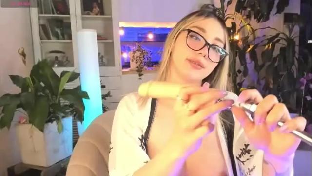 Thumbnail 1, karla_bae's Stream at Chaturbate, 1 month ago
