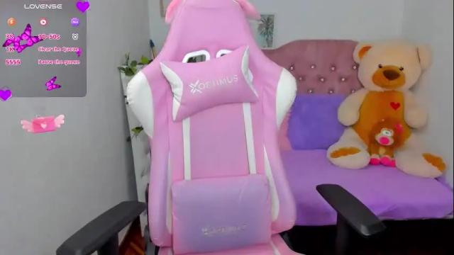 Image 3 of karla_cutee1 Stream on Chaturbate on 1 month ago