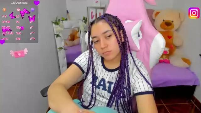 Image 4 of karla_cutee1 Stream on Chaturbate on 1 month ago