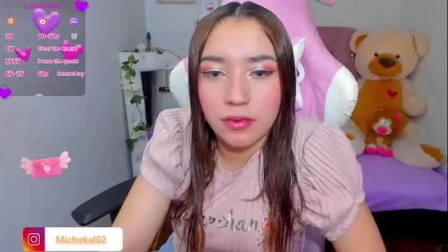 Image 12 of karla_cutee1 Stream on Chaturbate on 26 days ago