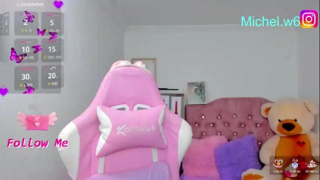Image 4 of karla_cutee1 Stream on Chaturbate on 3 days ago