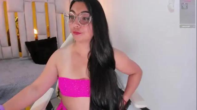 Image 7 of karla_hernandez Stream on Chaturbate on 1 month ago