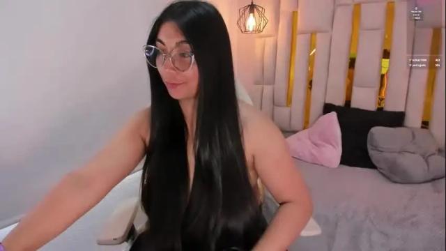 Image 12 of karla_hernandez Stream on Chaturbate on 1 month ago