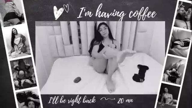 Image 2 of karla_hernandez Stream on Chaturbate on 16 days ago