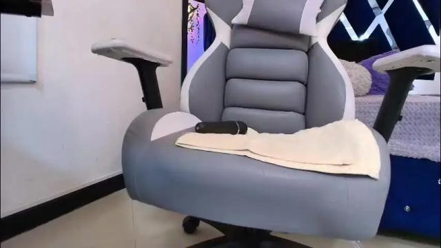 Image 10 of karla_hernandez Stream on Chaturbate on 24 days ago
