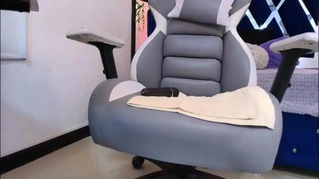 Image 11 of karla_hernandez Stream on Chaturbate on 24 days ago