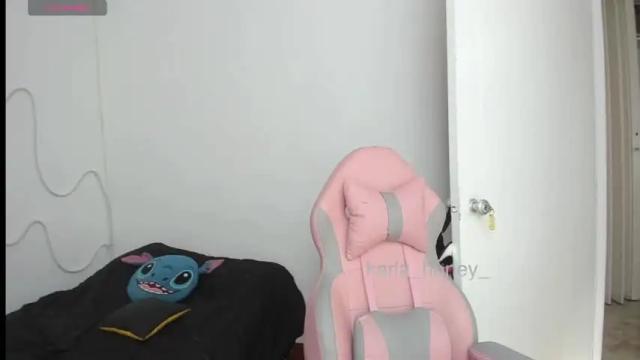 Image 4 of karla_honey_ Stream on Chaturbate on 15 months ago