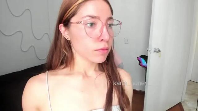 Image 3 of karla_honey_ Stream on Chaturbate on 14 months ago