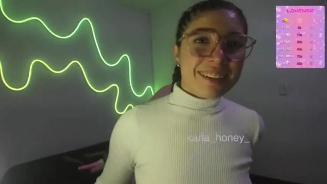 Image 11 of karla_honey_ Stream on Chaturbate on 12 months ago