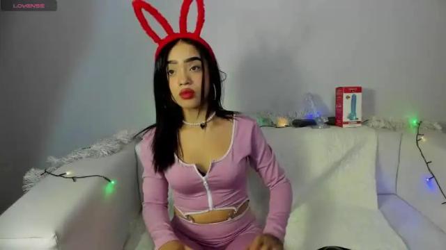 Image 11 of karla_mitchell Stream on Chaturbate on 16 months ago