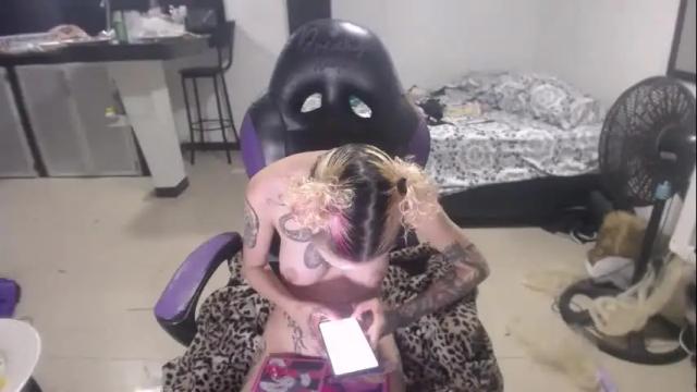 Image 4 of karla_robinson_ Stream on Chaturbate on 15 days ago