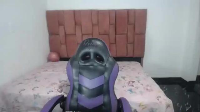 Image 12 of karla_robinson_ Stream on Chaturbate on 6 days ago