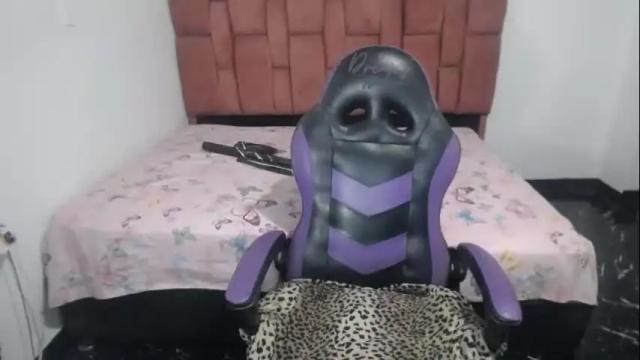 Image 2 of karla_robinson_ Stream on Chaturbate on 6 days ago