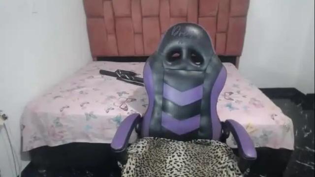 Image 3 of karla_robinson_ Stream on Chaturbate on 6 days ago