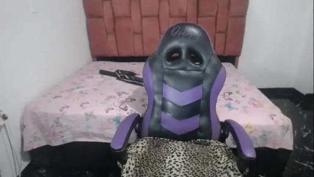 Image 4 of karla_robinson_ Stream on Chaturbate on 6 days ago