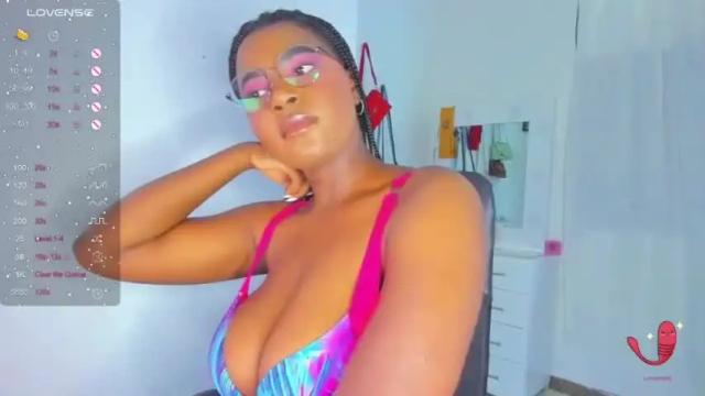 Image 6 of karla_team Stream on Chaturbate on 18 months ago