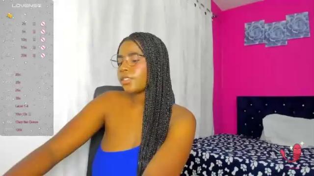 Image 6 of karla_team Stream on Chaturbate on 15 months ago