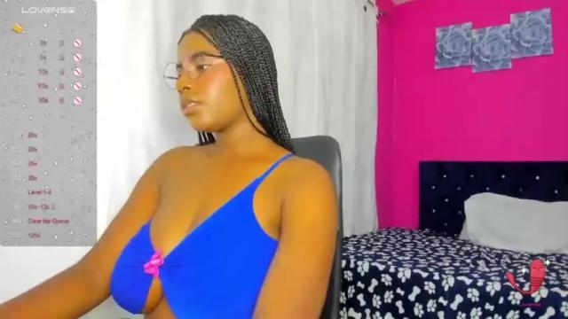 Image 7 of karla_team Stream on Chaturbate on 15 months ago