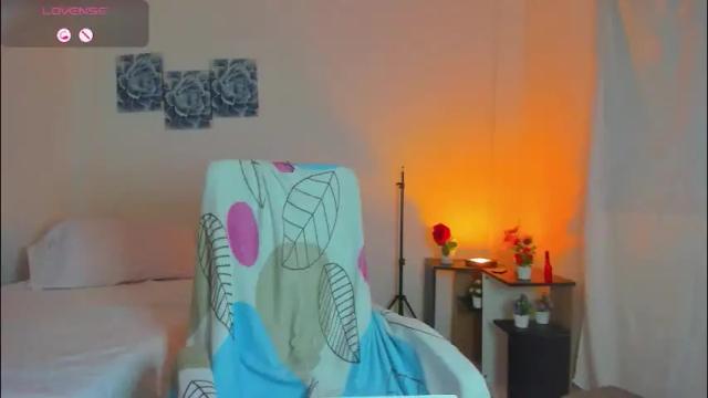 Image 3 of karla_team Stream on Chaturbate on 2 months ago
