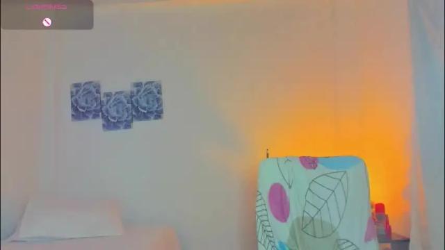 Image 3 of karla_team Stream on Chaturbate on 2 months ago