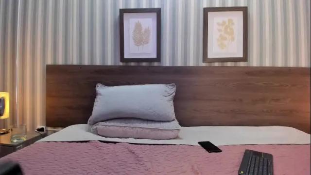 Image 10 of karla_valk Stream on Chaturbate on 1 month ago
